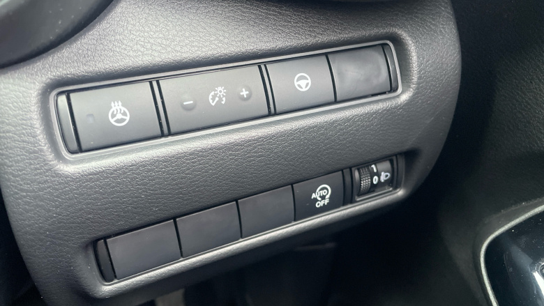 Nissan Juke 1.0 DiG-T Tekna+ 5dr Petrol Hatchback